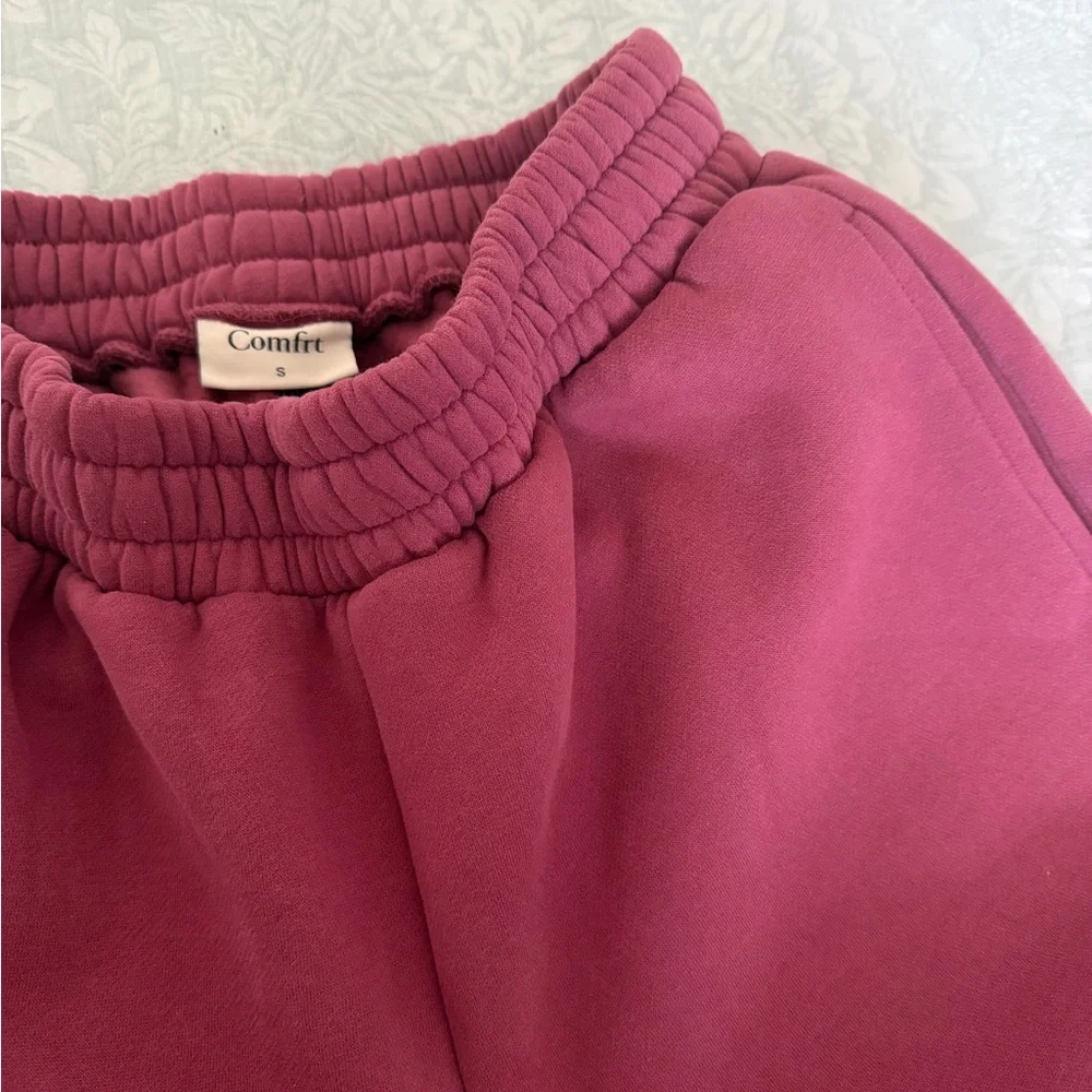 Comfrt Airplane Mode Travel Hoodie/ Jogger Set - Picture 9 of 11